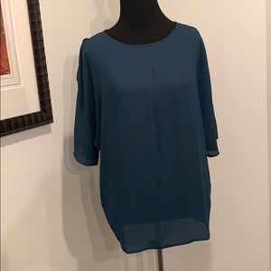 Loft outlet shirt. Color green. Size XS.